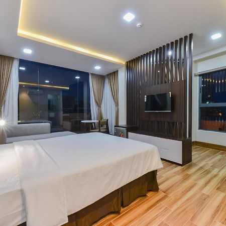 Yen Vang Hotel & Apartment Нячанг Екстер'єр фото