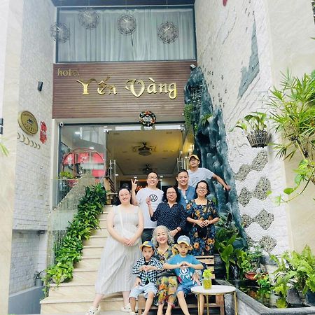 Yen Vang Hotel & Apartment Нячанг Екстер'єр фото