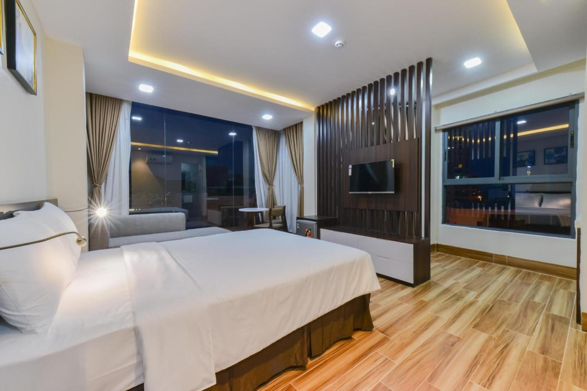 Yen Vang Hotel & Apartment Нячанг Екстер'єр фото