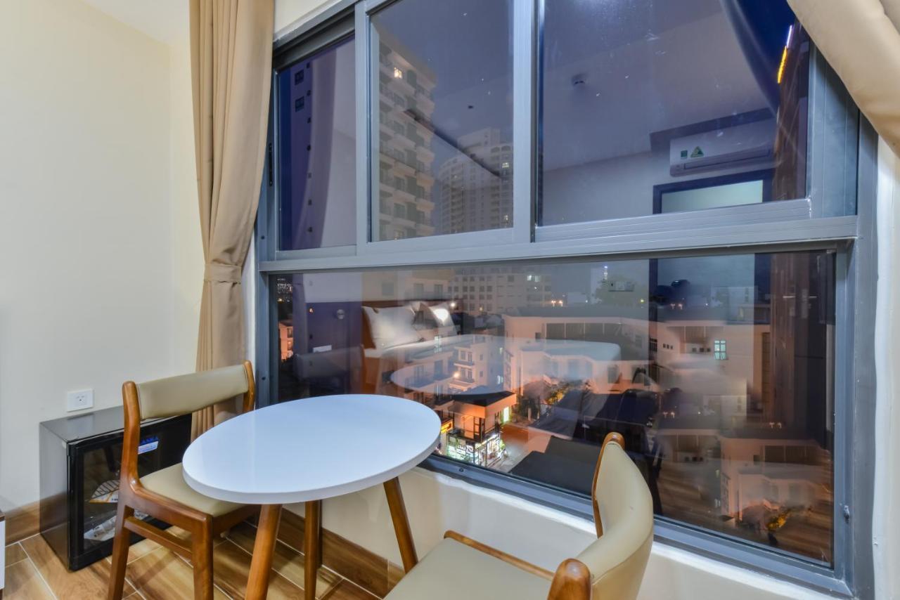 Yen Vang Hotel & Apartment Нячанг Екстер'єр фото