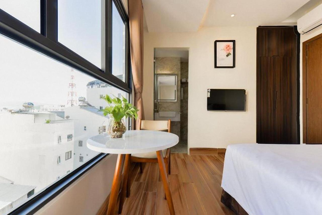 Yen Vang Hotel & Apartment Нячанг Екстер'єр фото