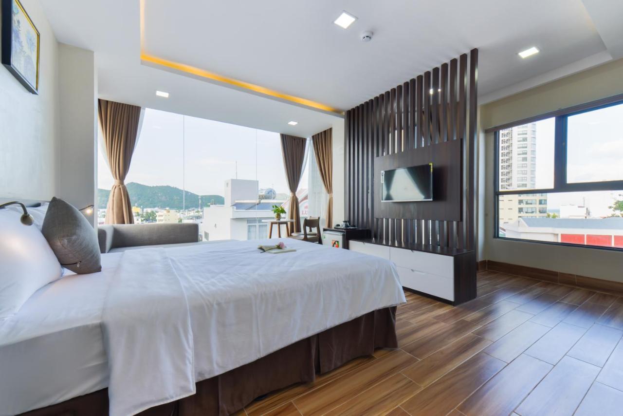 Yen Vang Hotel & Apartment Нячанг Екстер'єр фото